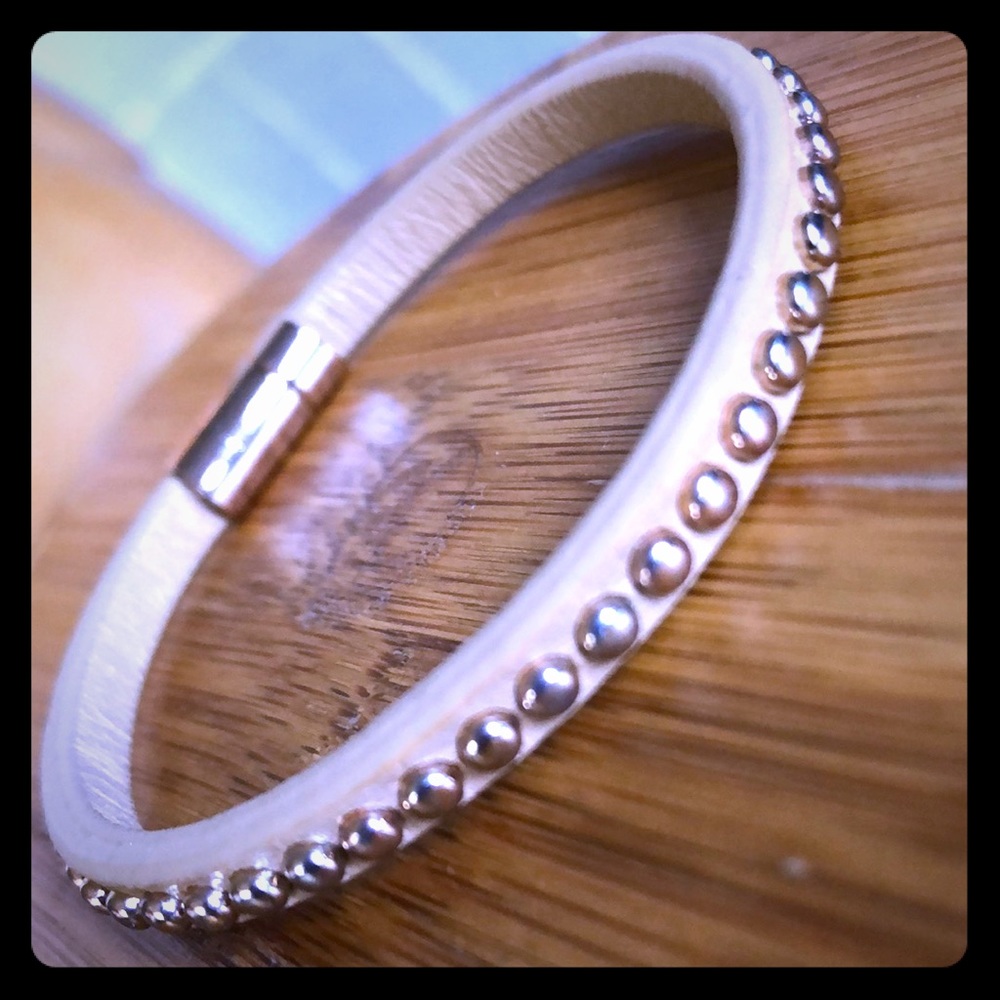 Fossil leather bracelet
